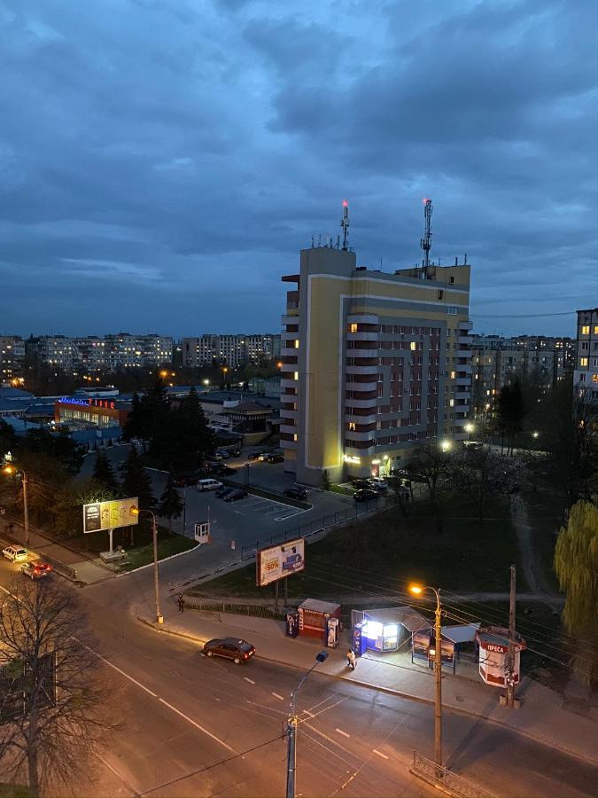 Віп Апартаменти В Районі Автовокзалужк Great House,Жк Арена,Поблизу Обласноі Лікарні Rivne Ngoại thất bức ảnh